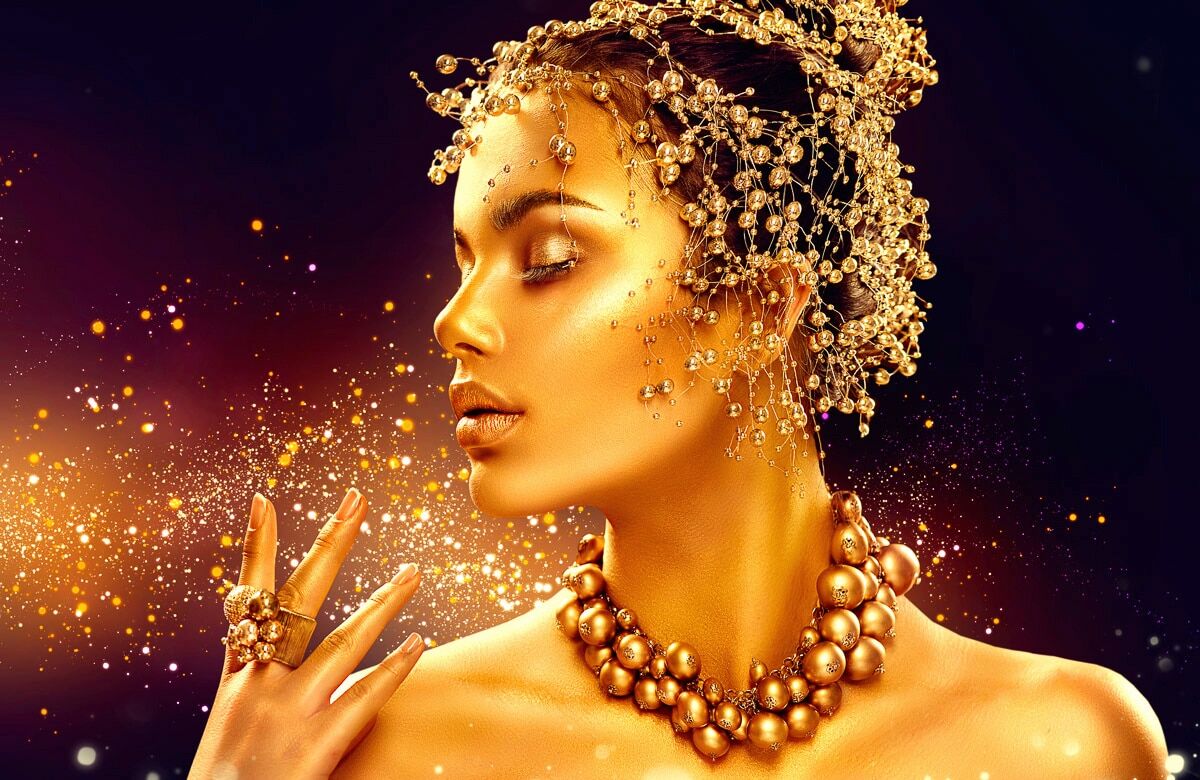 Fototapete PAPERMOON "GOLDEN WOMAN-SCHMUCK ART DESIGN ABSTRAKT MUSTER KUNST", bunt, B:2m L:1,49m, Vlies, Tapeten, Fototapete bunt B/L: 2m x 1,49m, Bahnen: 4 Stk.