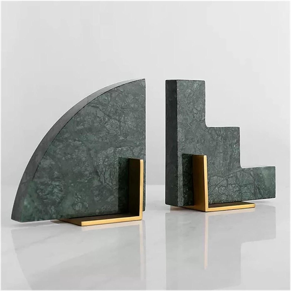 Handgemaakte decoratieve boekensteunen met marmerdesign