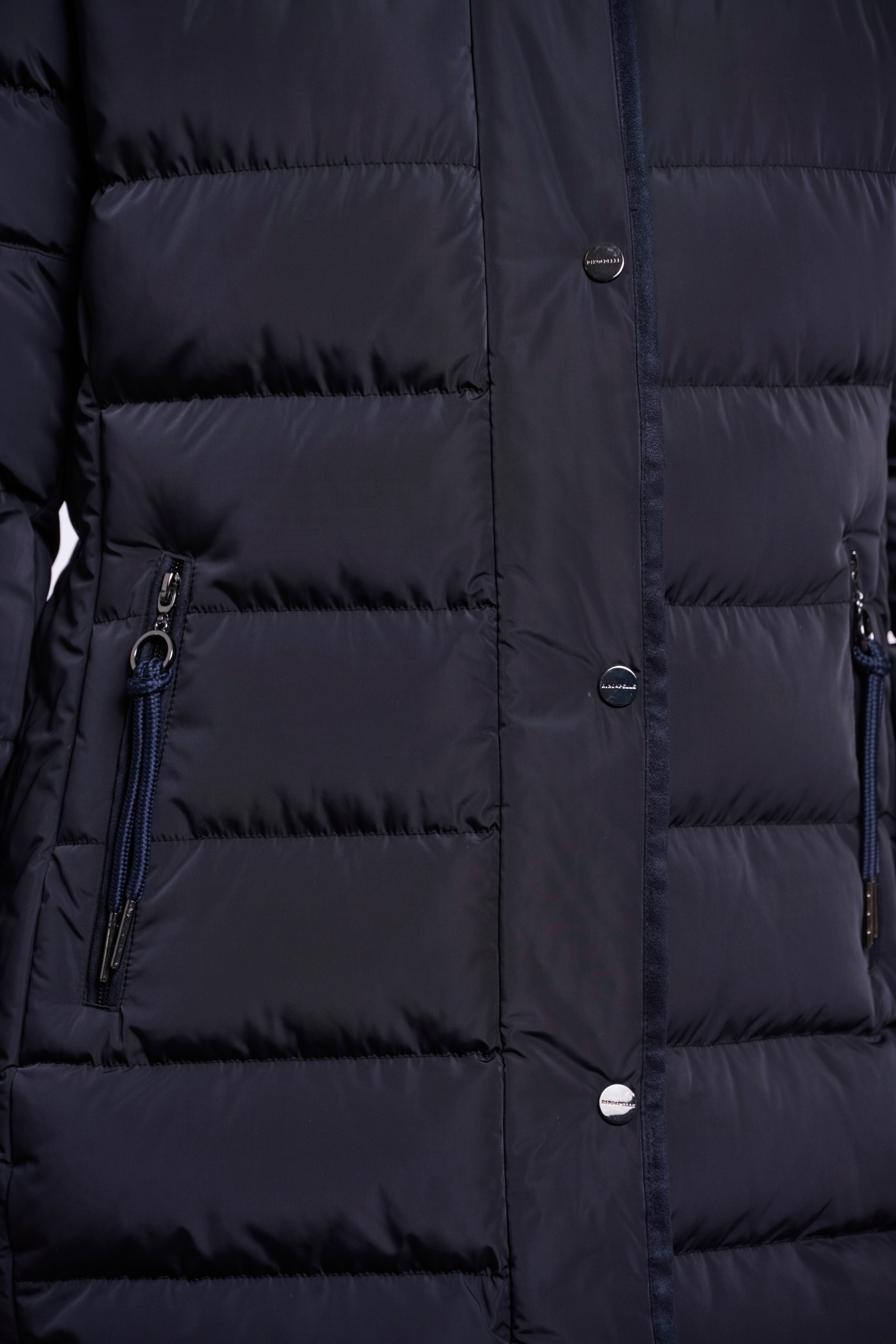 Steppmantel RINO & PELLE "NUSA", Damen, Gr. 48, blau (schwarz navy), Steppware, Obermaterial: 100% Polyester. Futter: 100% Polyester. Wattierung: 100% Polyester, regular fit Po-bedeckend, gerader Abschluss, Mäntel Steppmantel, mit Kapuze