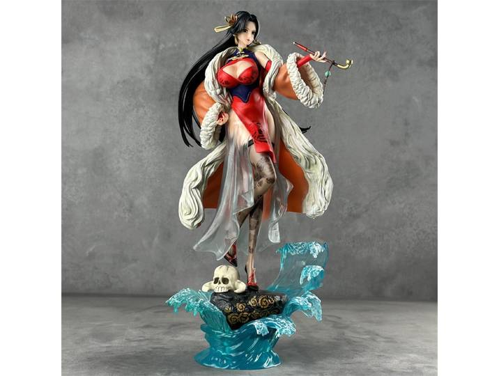 Figurine de fille anime Boa Hancock en cheongsam de style chinois de 36 cm, modèle de collection, décoration de bureau, jouet