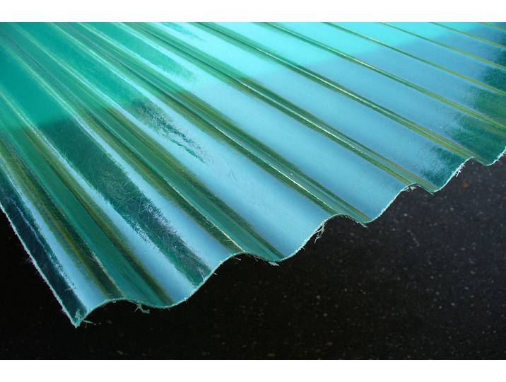 Wellpolyester grün 2.5 × 1 m