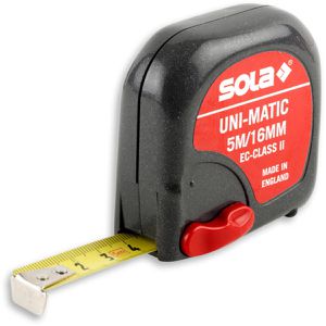 SOLA Maßband 50012401, UNI-MATIC UM 2, 2m, mit seitlicher Rücklaufsperre
