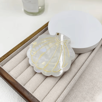 Inspire Curations Shell Shape Folding Pocket Makeup Mirror 4