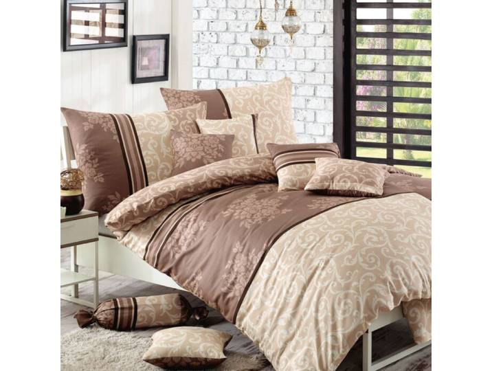 Bettwäsche mit feinem Blumen- und Ornamentmuster in braun und beige Tönen