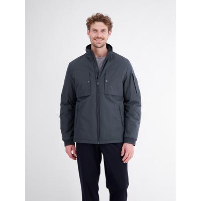 Outdoorjacke LERROS "Sportive Jacke aus flexibler Kunstfaser mit Fütterung", Herren, Gr. M, grau (blau night), 100% Polyester, Jacken Outdoorjacke