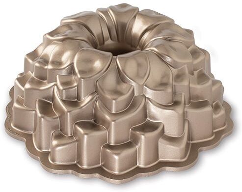 Nordic Ware Blossom Bundt Pan