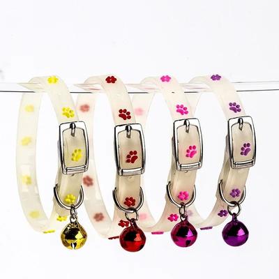 Uplifted Finds Fluorescent Glow in the Dark Silicone Collar paw