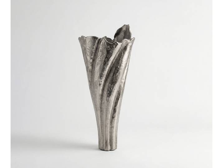 Vase Flamara l33 x P29 x H74 cm Aluminium Platin Fait main