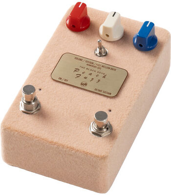 Warm Audio Peach Fuzz