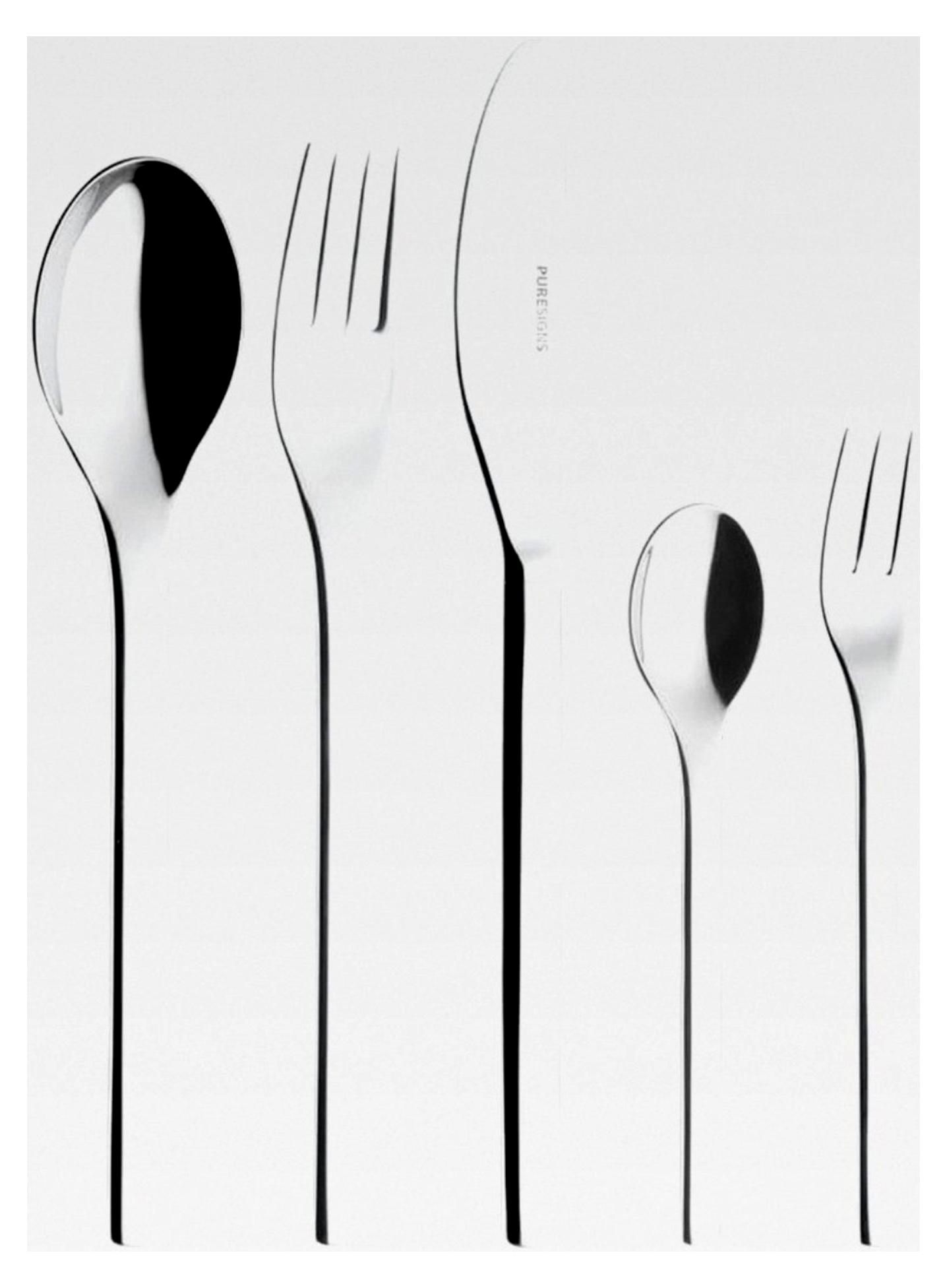 30-teiliges Besteckset ONE aus poliertem Edelstahl 18/10 mit glänzenden Oberflächen und hoher Materialstärke