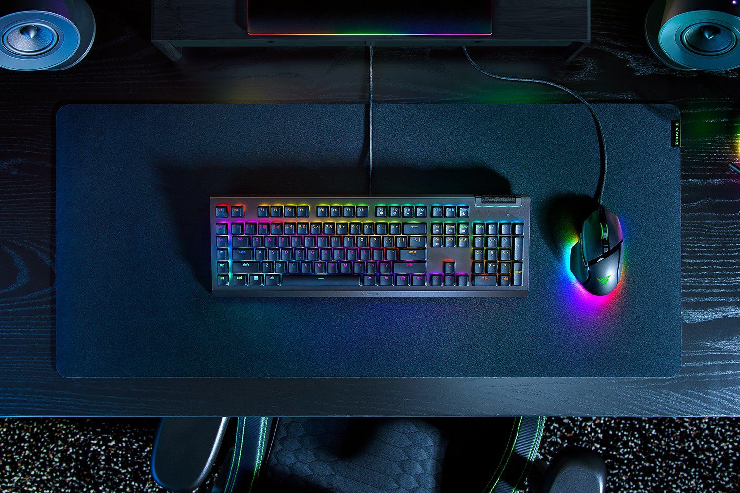 Razer BlackWidow V4 X RGB-LED Gaming Tastatur QWERTZ USB (Schwarz) 46343145