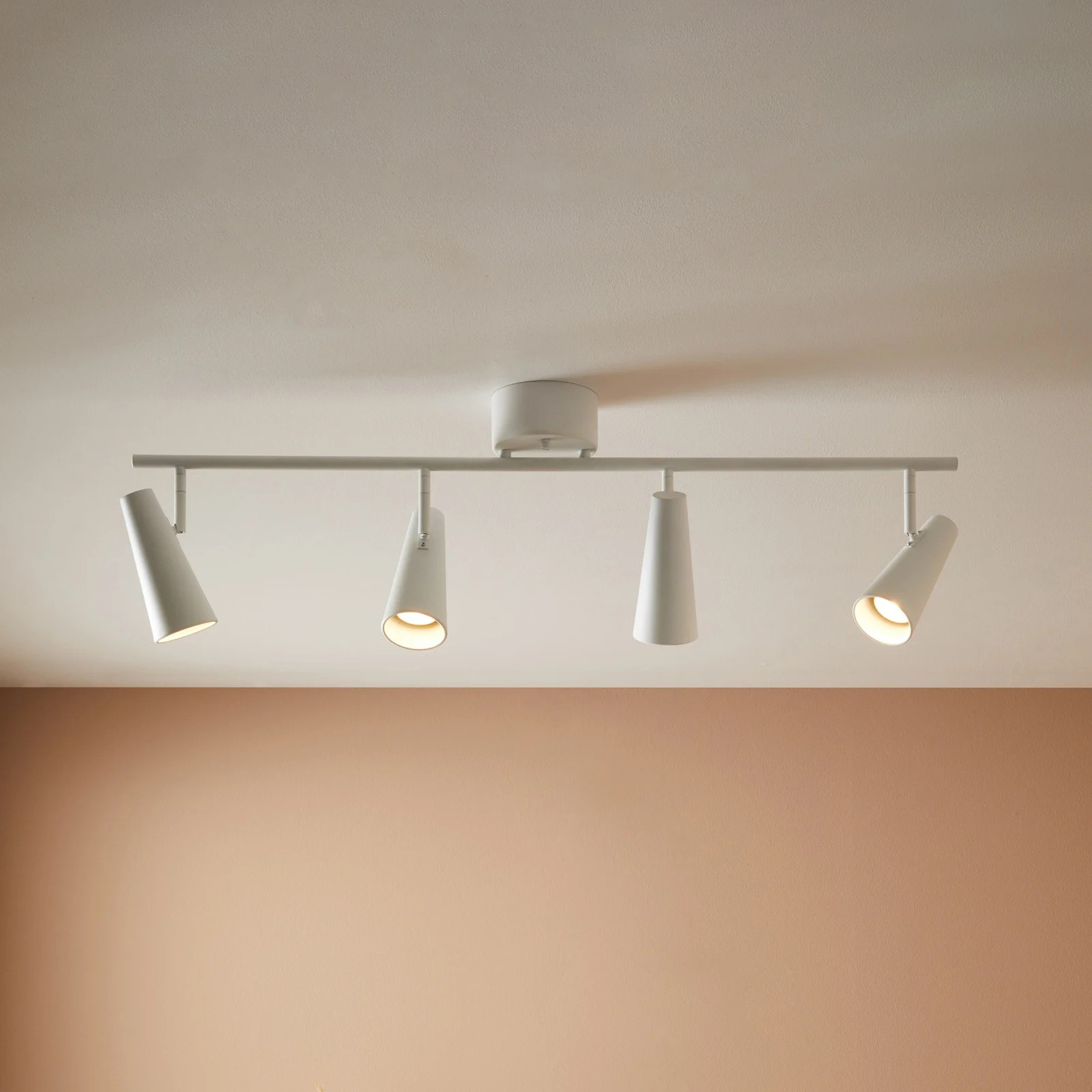 Markslöjd Crest Plafondlamp Wit - Modern Metaal - B/D/H: 125 x 72 x 125 cm