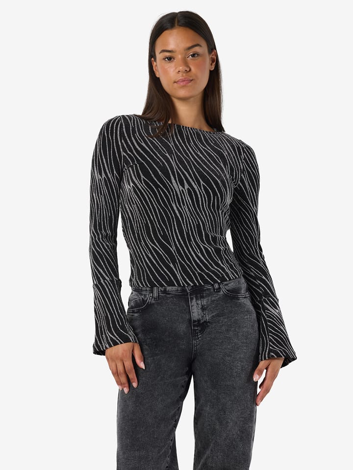 Noisy may Longsleeve in Schwarz - M