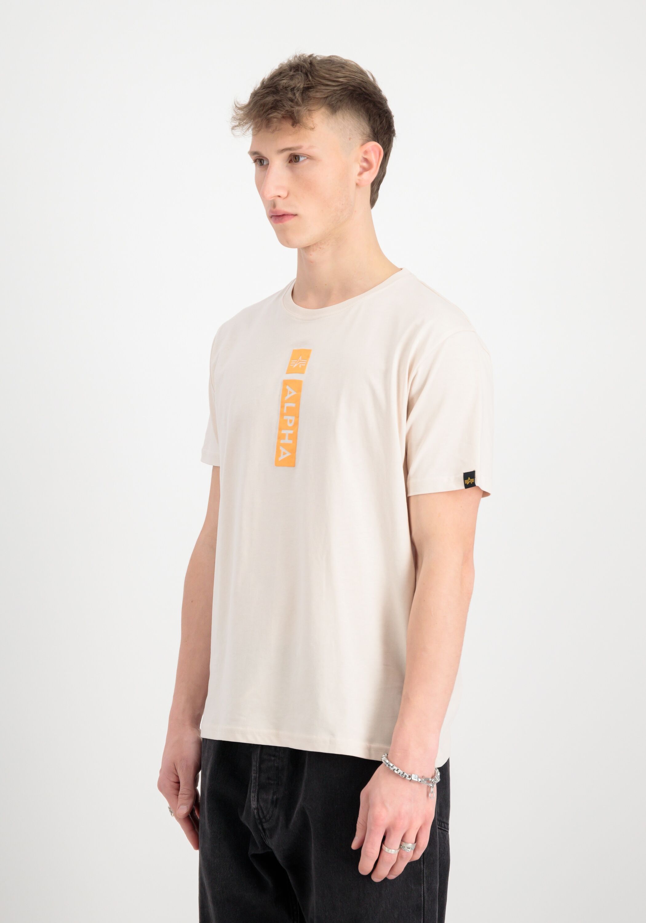 T-Shirt ALPHA INDUSTRIES "Alpha Puff Print T-Shirt", Herren, Gr. XS, weiss (jet stream weiß), Obermaterial: 100% Baumwolle, Shirts T-Shirt jet stream weiß XS