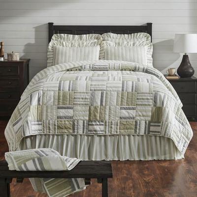Vhc Brands Finders Keepers Patchwork Quilt Khaki, King, Khaki