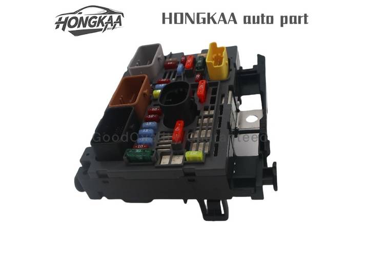 Boîte à fusibles Bsm-R03 R04 R05 R06 9807028680, pour Peugeot 307 308 607 807 et citroën C4, pièces automobiles 9675878080 de haute qualité