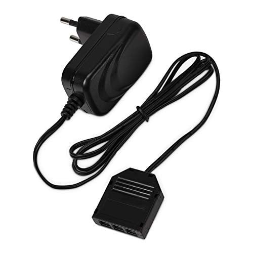 SOTECH Stekkernetvoeding met 3-voudige verdeler, Ingangsspanning 220-240V, Uitgangsspanning 12V/6W, JUNKER
