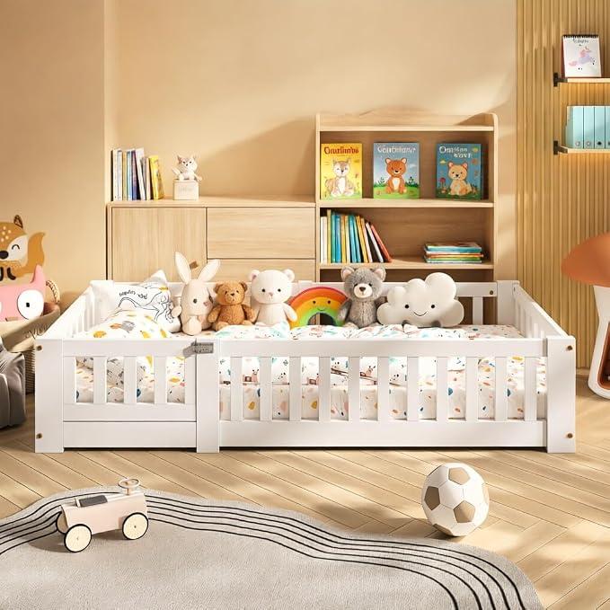 Kinderbett Bodenbett 120x200cm,Montessori Bett mit Rausfallschutz,Jugendbett Einzelbett mit Lattenrost,Massivholz Bettgestell,für Junge und Mädchen,Gitterbett mit gestreiftem Bettrahmen,Weiß