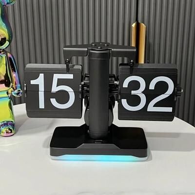 Uplift Picks European Retro Automatic Flip Desk Clock With Mechanical Page Turning black With Luminous