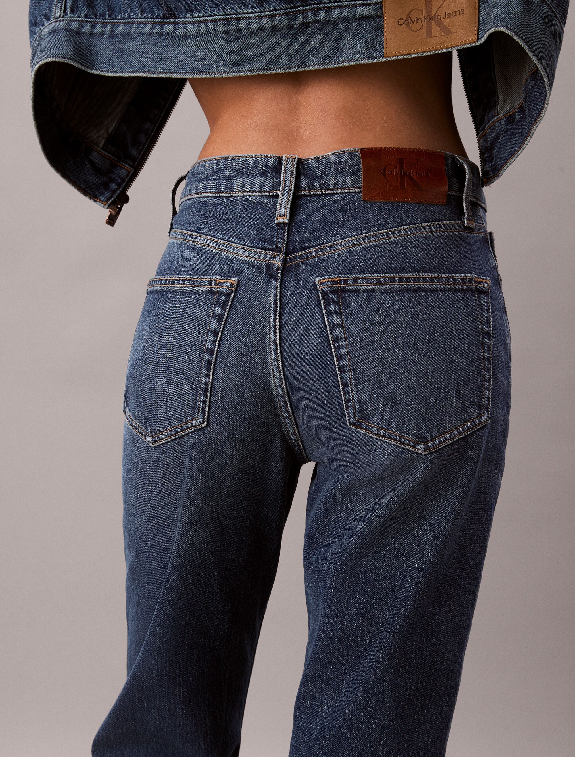 Calvin Klein Jeans "HGH RS STRGHT CK ESS" Mit Gürtelschlaufen stanton 27, Länge 32