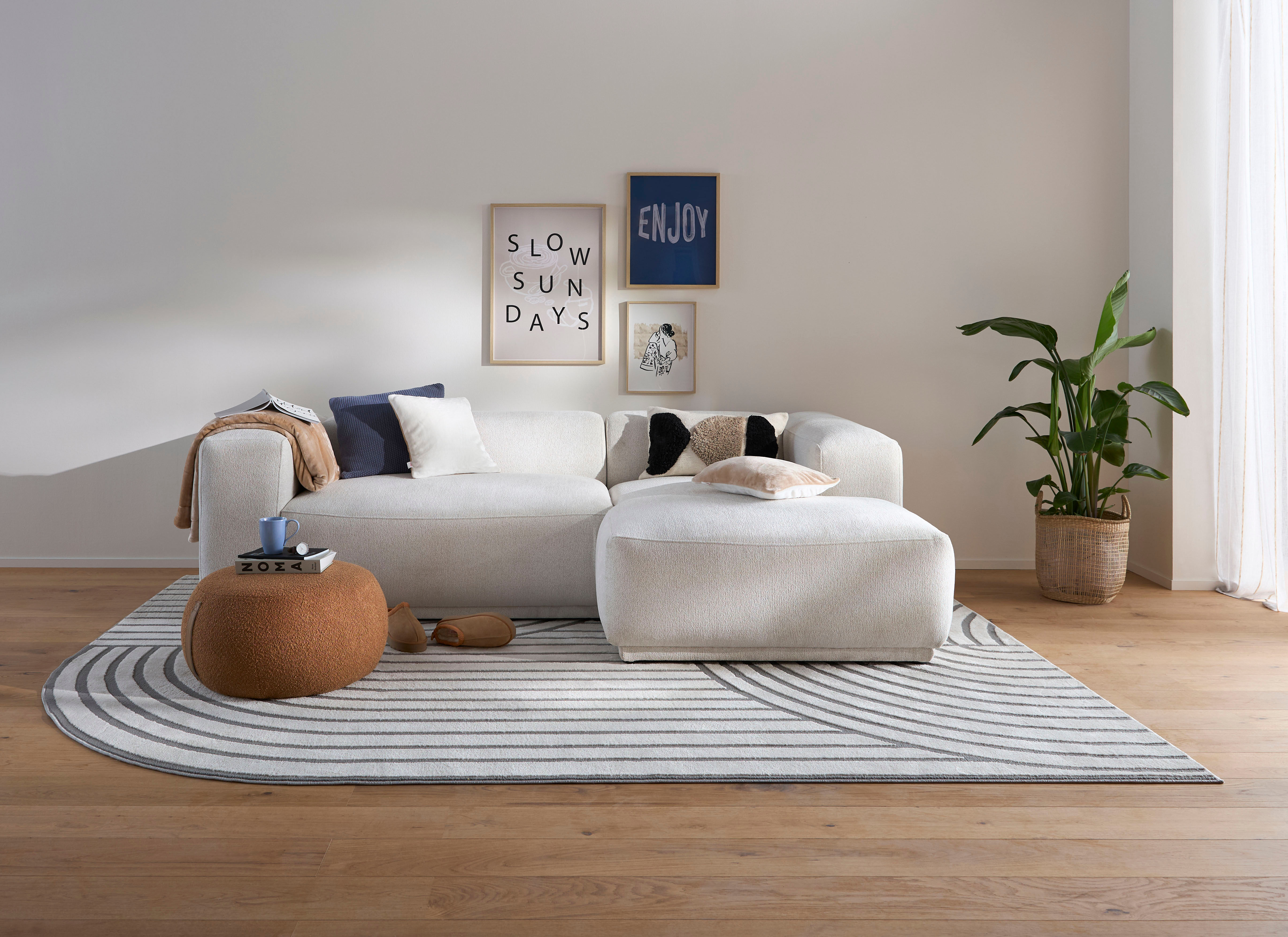 Bild mit Rahmen S.OLIVER "Lazy Girl", farbe rahmen: beige, natur, farbe bild(er): beige, schwarz, B:40cm H:50cm T:1,5cm, Holzwerkstoff, Plexiglas, Bilder, Bild mit Rahmen, HD Premium Posterdruck mit Echtholzrahmen farbe rahmen: beige, natur, farbe bild(er