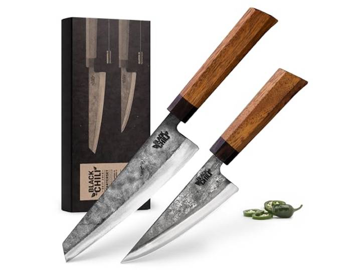 Black Chili Starterset 2-teilig Santoku & Gemüsemesser (17 & 13 cm) aus Carbonstahl mit Eisenholz Griff Küchenmesser Set Extrem scharf & handgeschmiedet HABANERO-17 & JALAPENO-13