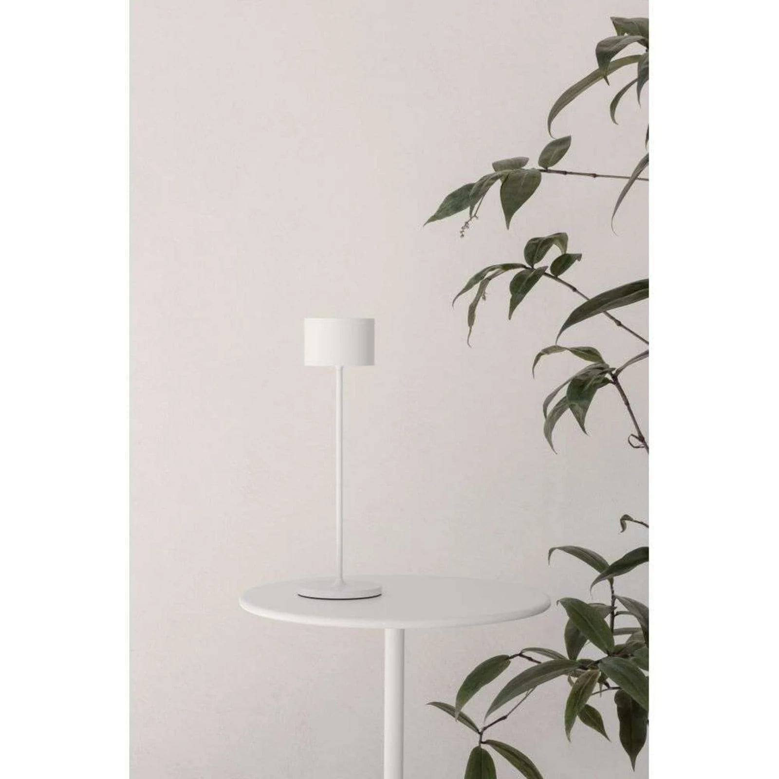 Blomus Farol Draagbare Tafellamp Wit - Aluminium - LED - Oplaadbaar