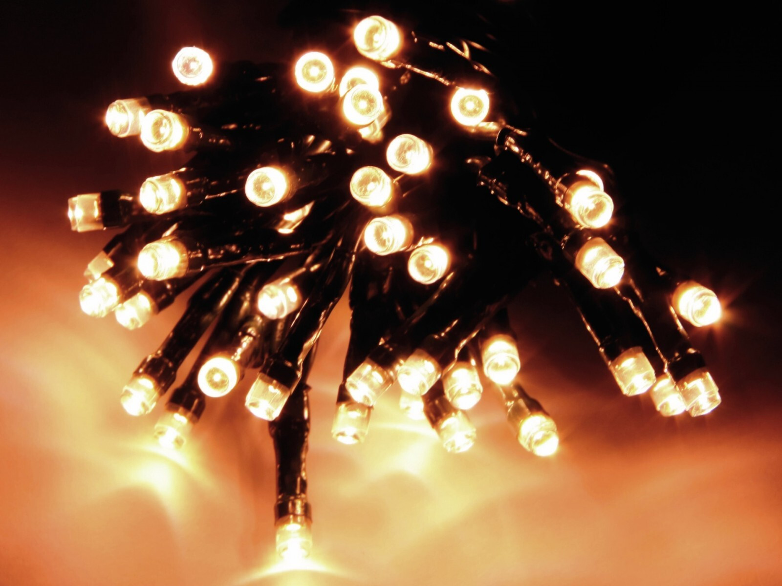 EDM Multifunctionele lichtslinger met 240 warm witte LED's, 29 meter, IP44