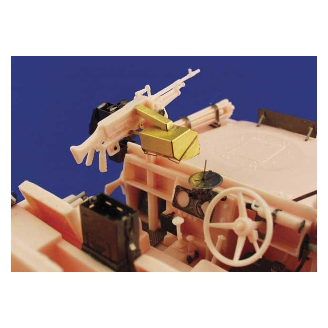 Eduard Land Rover SAS für Tamiya 35076 Bausatz (35754)