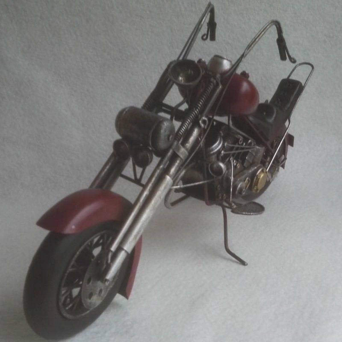 MadDeco Chopper motor decoratie voor op tafel in blik