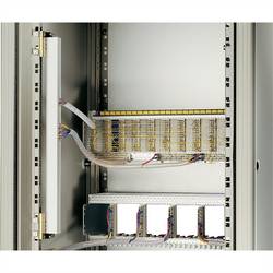 nVent SCHROFF 20100018 19 Zoll Netzwerkschrank-Stromschiene Mehrfarbig