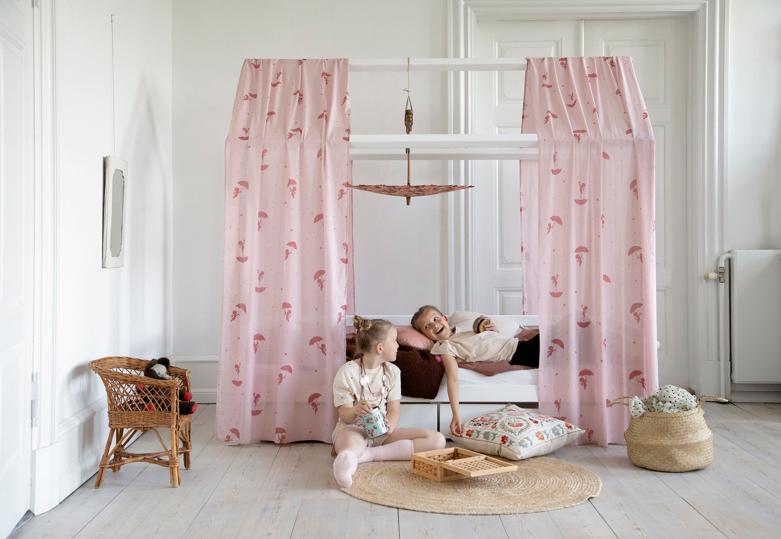 Kinderbett HOPPEKIDS "ECO Dream - Hausbett aus Massivholz für kleine Träumer", weiss (weiß), B:98cm, Betten, Kinderbett, Skandinavisches Design für ein gemütliches Kinderzimmer weiß Liegefläche Länge B: 200cm x 90cm