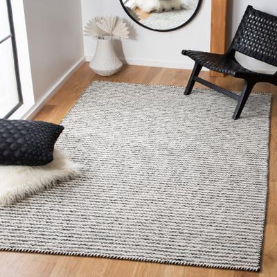 SAFAVIEH Flatweave Kilim Hanane Wool Rug