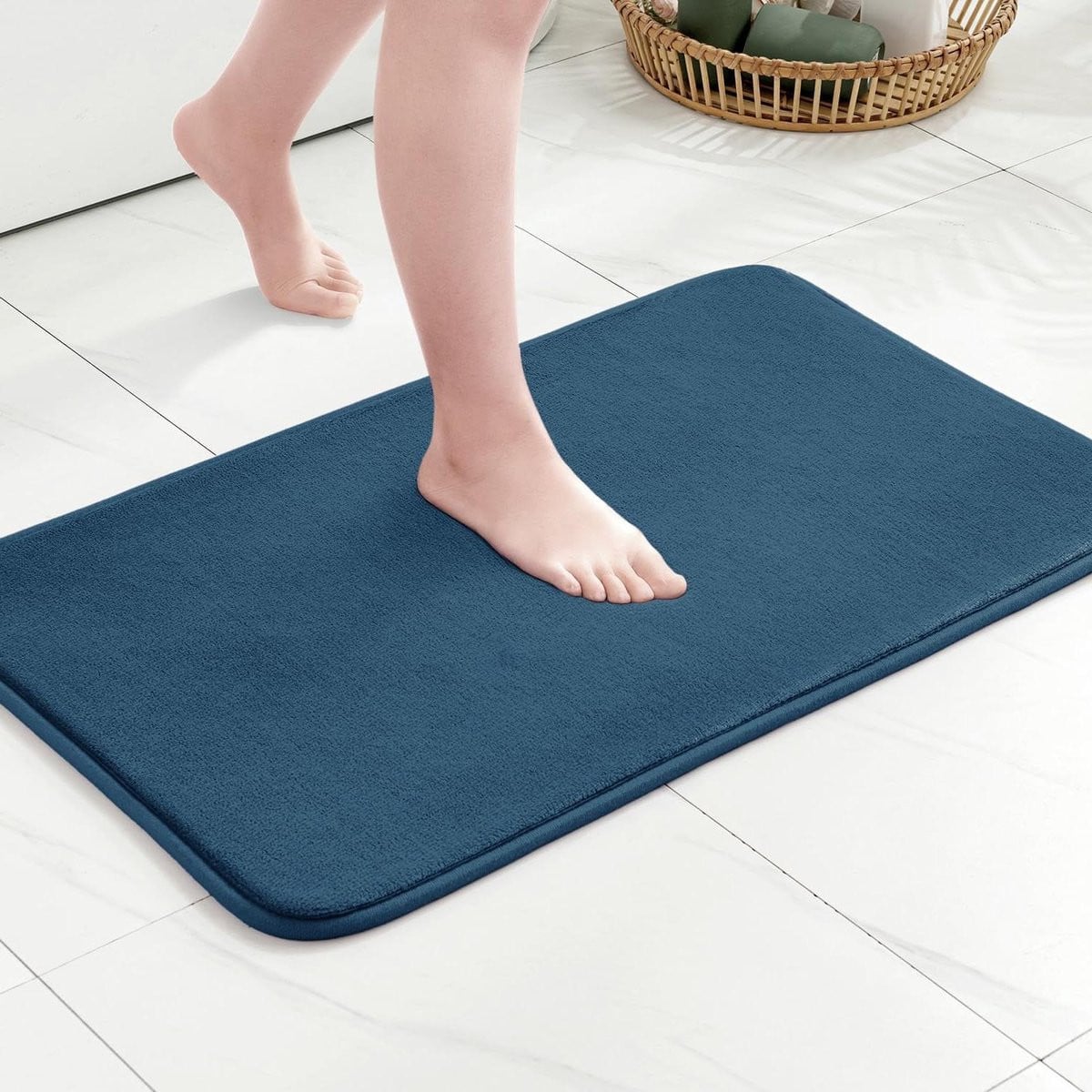 Blauwe absorberende badmat van traagschuim voor in de badkamer, 40 x 60 cm