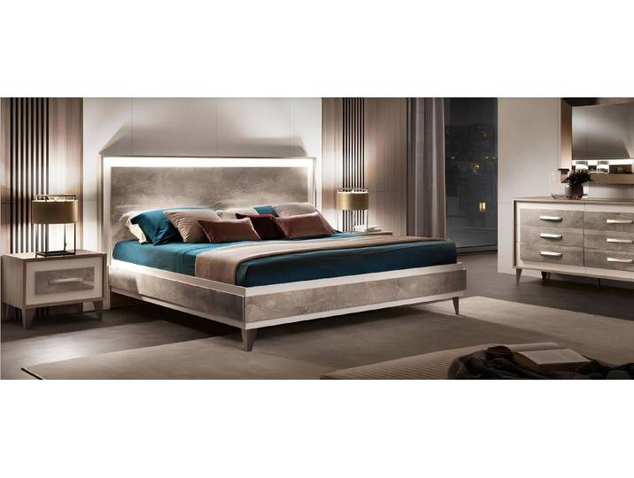 JVmoebel Schlafzimmer-Set Italienisches Schlafzimmermöbel-Set in Grau mit Bett und Nachttisch, Made in Europa