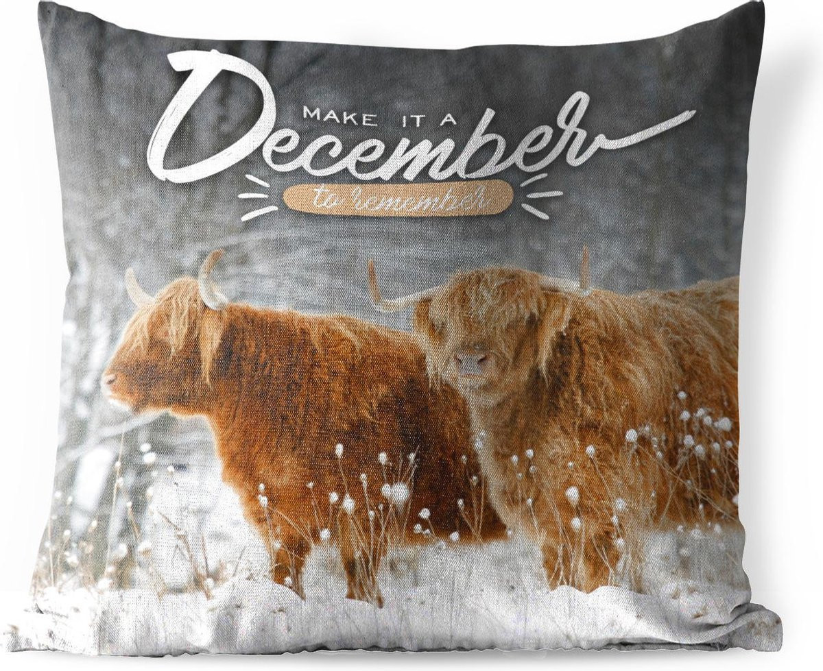 Buitenkussen Quote voor thuis Make it a December to remember met Schotse hooglanders - 50 x 50 cm
