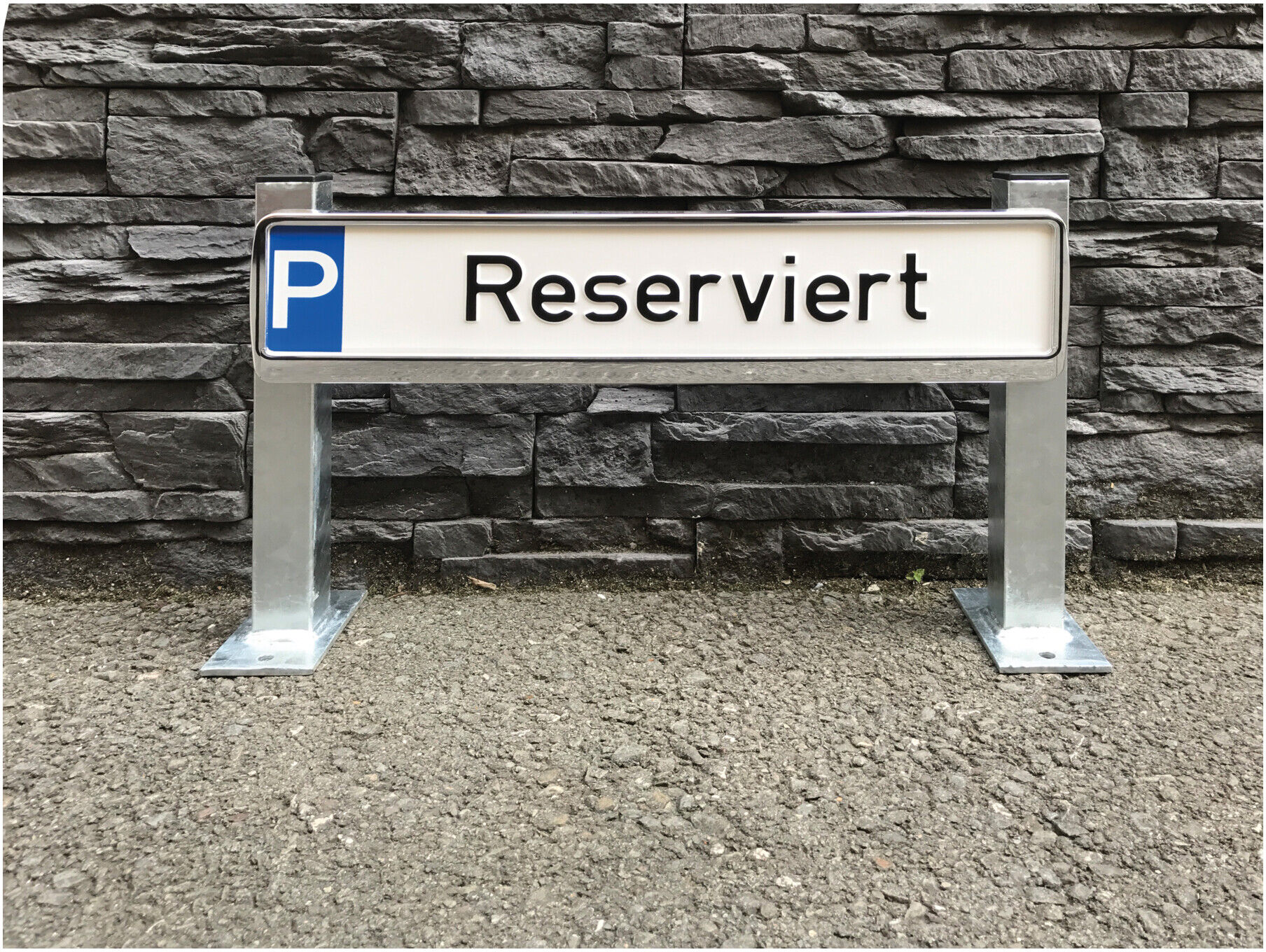 Schake Haltevorrichtung für Parkplatzbeschilderung, 2 Stützpfosten 40x40mm, + Kennzeichenhalter (inkl.), Höhe: 350mm (4045P)