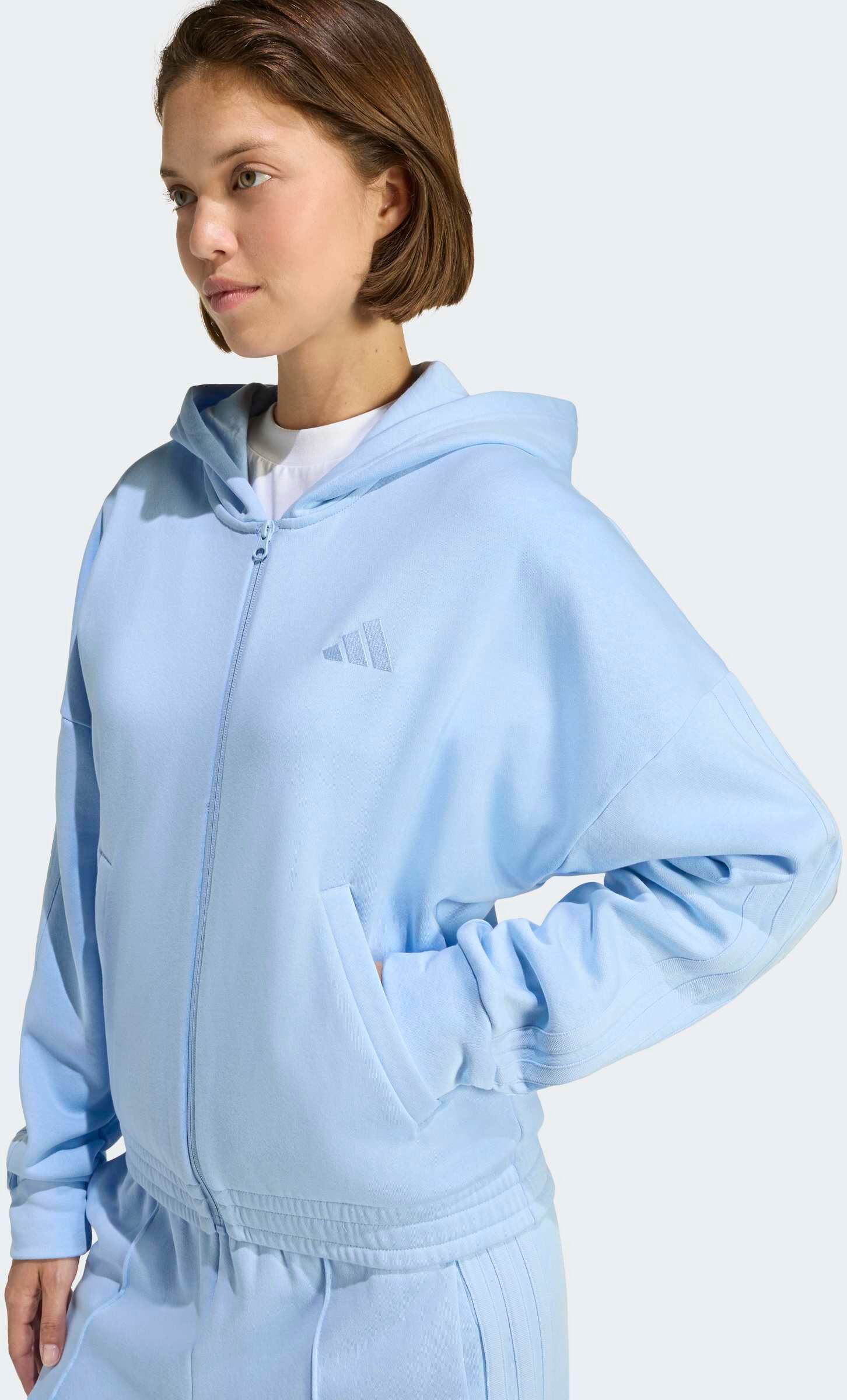 Trainingsanzug ADIDAS SPORTSWEAR "ENERGIZE", Damen, Gr. XL, blau (glow blau, glow blau), Obermaterial: 70% Baumwolle, 30% Polyester, Sportanzüge Trainingsanzug glow blau, glow blau XL