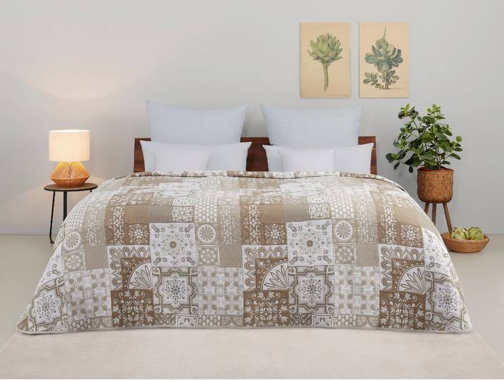 Tagesdecke GOODPRODUCT Sofia , grau (taupe), B:280cm L:250cm, Mischgewebe, Tagesdecken, Tagesdecke, Tagesdecke in Patchwork-Design, für Kinder und Erwachsene