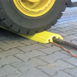 Kabelschutzbrücke 1,5m, gelb, für LKW-Verkehr bis 40 t