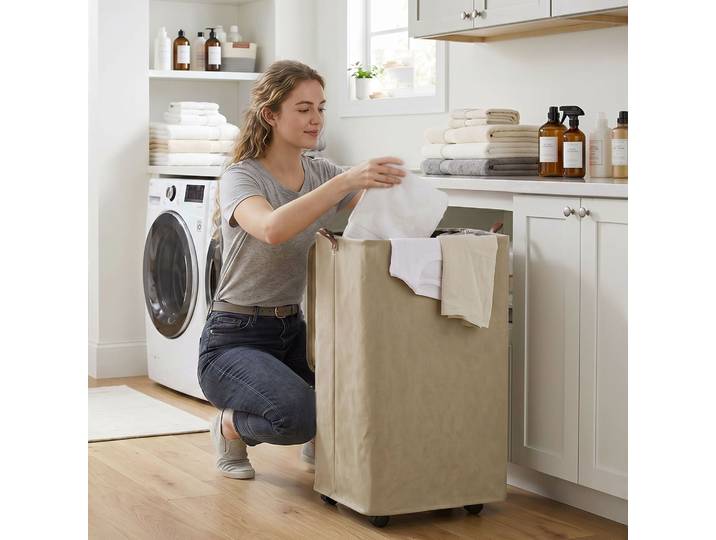HOMCOM Panier à Linge 50L Pliable avec Roulettes Camel