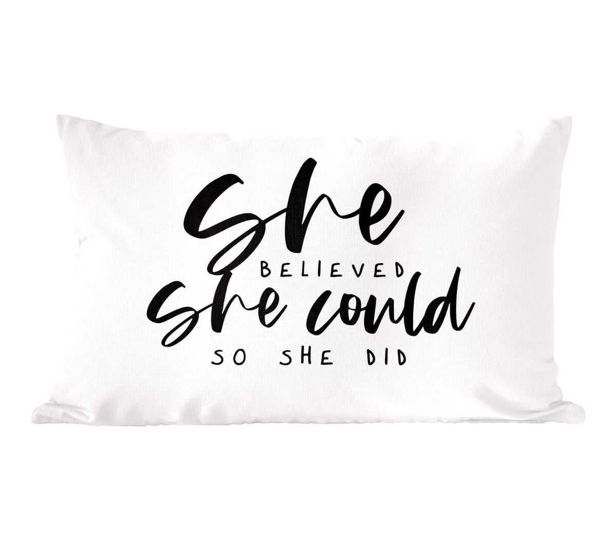 Sierkussen met tekst She believed she could so she did, 50 x 30 cm