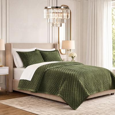 Kodotan sofa 3-Piece King Velvet Coverlet Mini Set