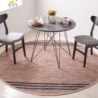 SAFAVIEH Handmade Vintage Leather Hafsa Modern & Contemporary Leather Rug
