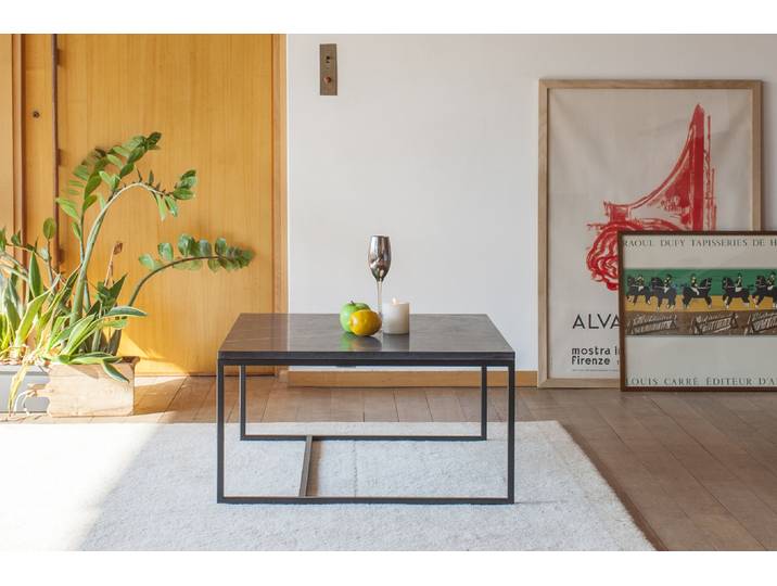 Table basse en marbre noir Avedore
