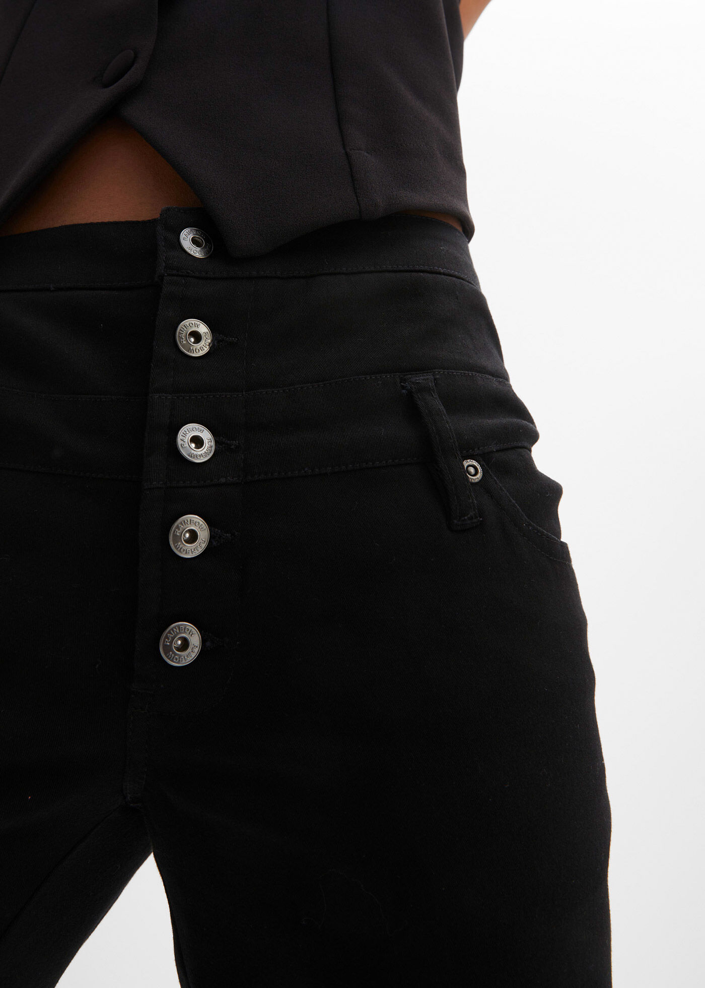 Bermudas BONPRIX, Damen, Gr. 36, N-Gr, schwarz, Obermaterial: 97% Baumwolle, 3% Elasthan, regular fit, Hosen Bermudas, aus elastischem Baumwoll-Mix, Regular Fit Passform, hohe Taille schwarz 36, N-Gr
