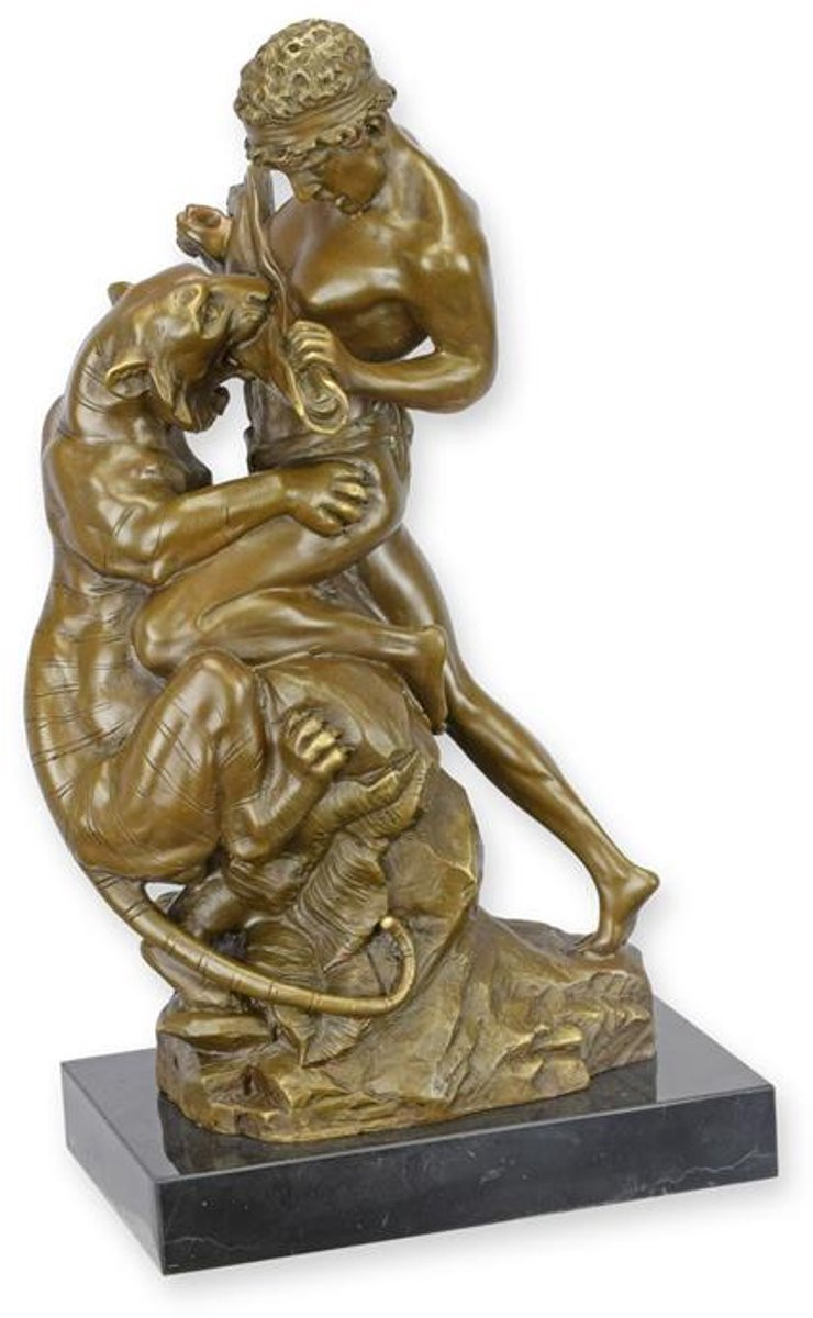 Bronzen sculptuur De strijd om het leven, Hoogte: 34,8 cm