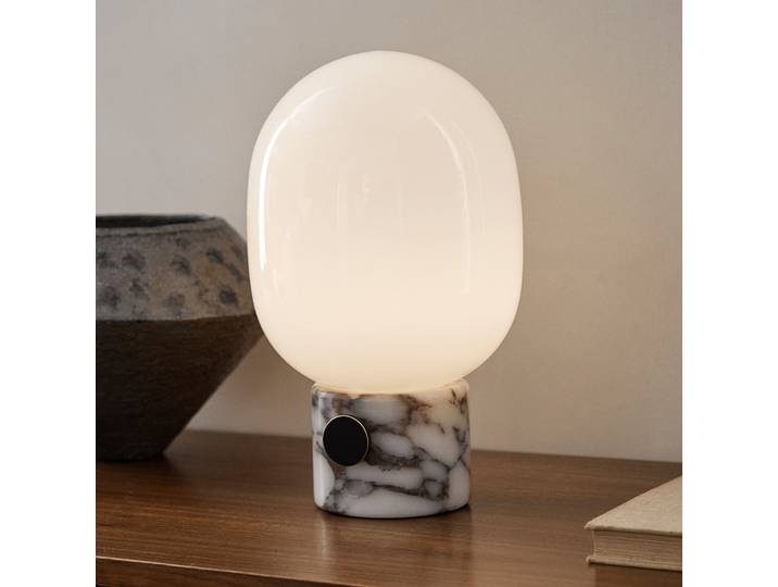 JWDA Tischleuchte L Calacatta/Bronzed Brass - Audo Copenhagen - Wohnzimmer - Design - Glas