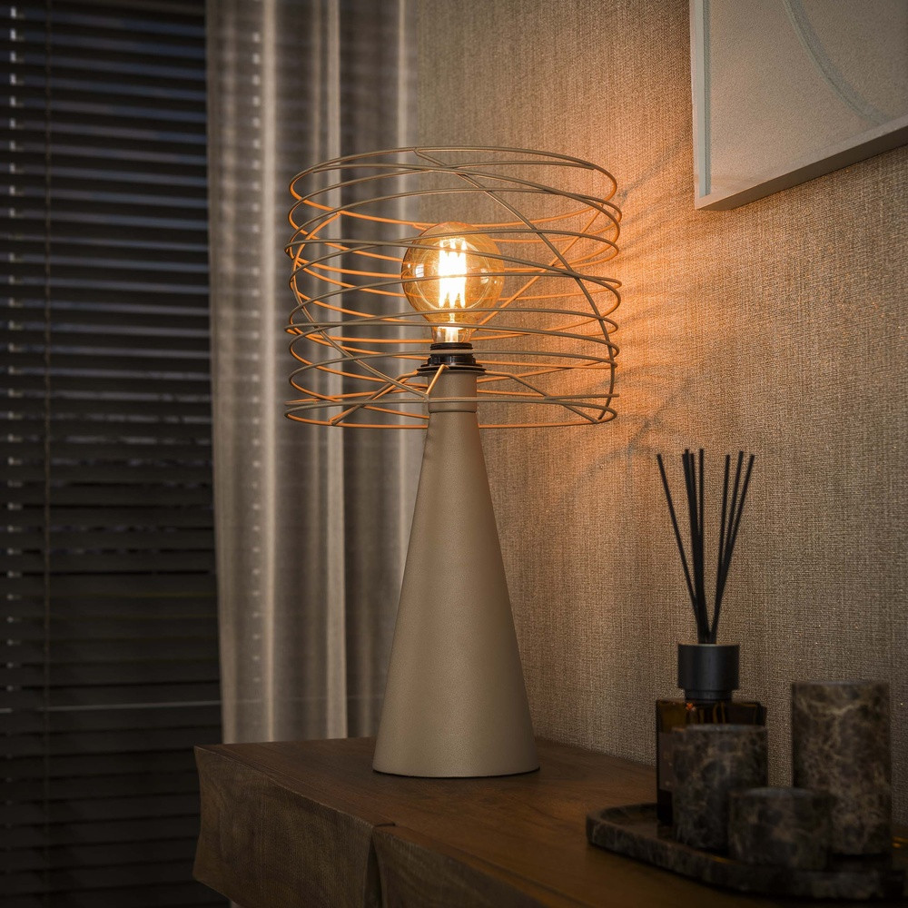 Lyora Zand tafellamp Curl met draad kap - Beige