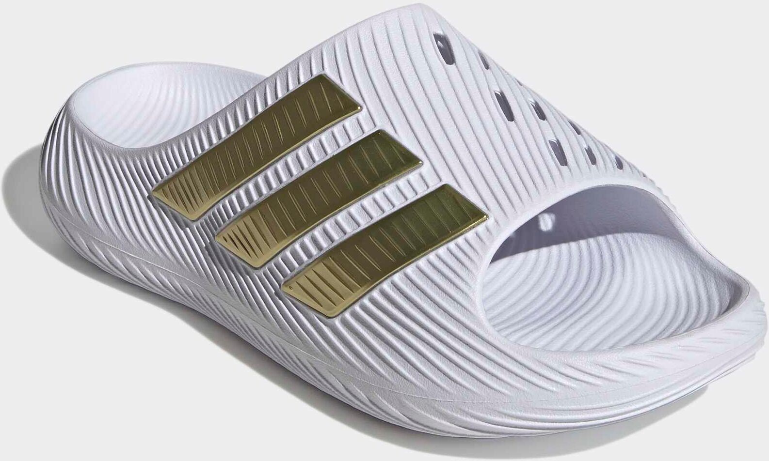 Badesandale ADIDAS SPORTSWEAR "PURECHILL SLIDES", Herren, Gr. 48,5, weiss (cloud weiß, gold metallic, gold metallic), Synthetik, Schuhe Badesandale, Badelatschen cloud weiß, gold metallic, gold metallic 48,5